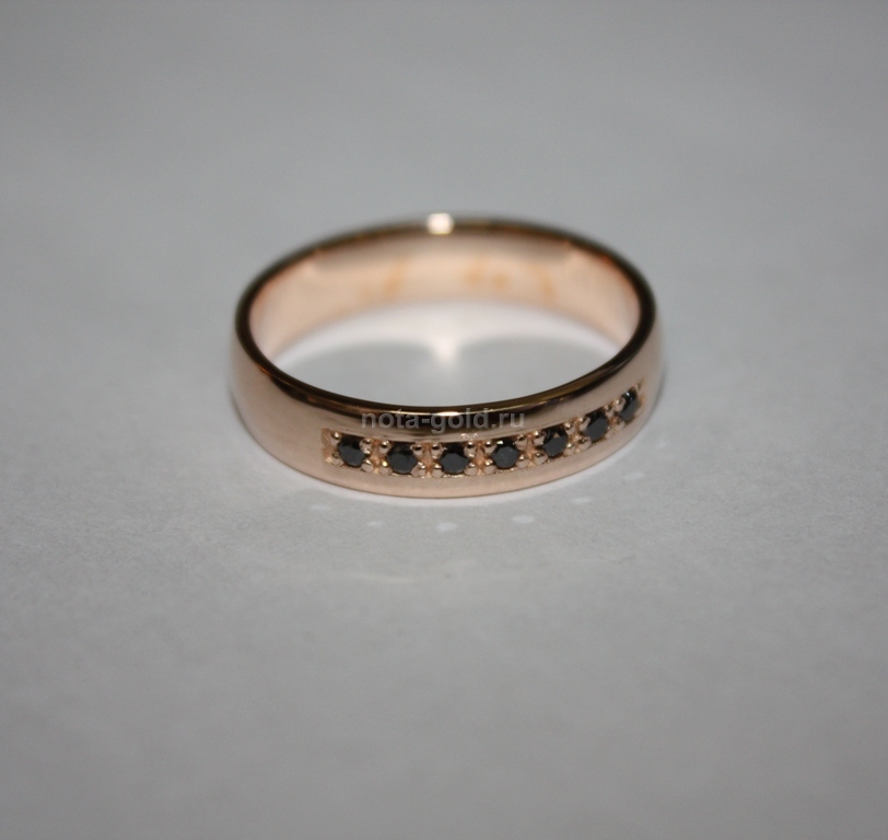 Ювелирная мастерская Nota-Gold изготовит на заказ обручальные кольца с бриллиантами.