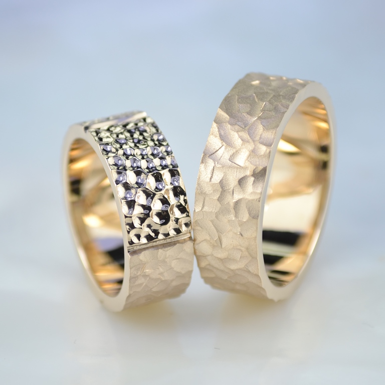 Широкие разнофактурные обручальные кольца из красного золота (Вес пары: 20 гр.)