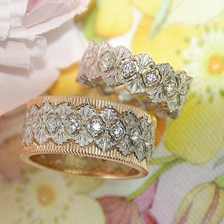 Изысканные обручальные кольца короны из двух оттенков золота с бриллиантами (Вес пары: 11 гр.)