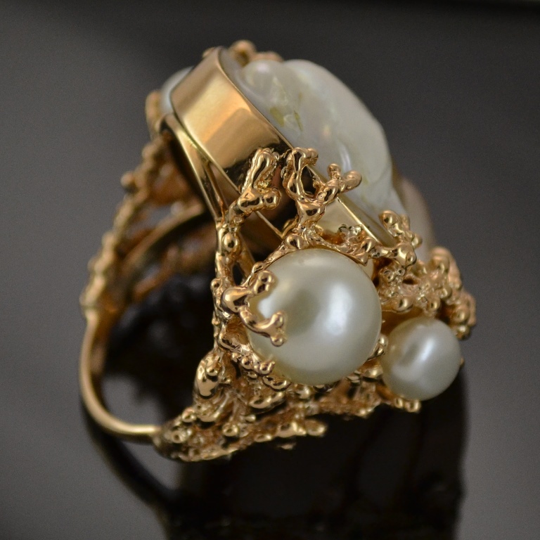 Эксклюзивное женское кольцо с природным натуральным жемчугом (Вес: 18 гр.)