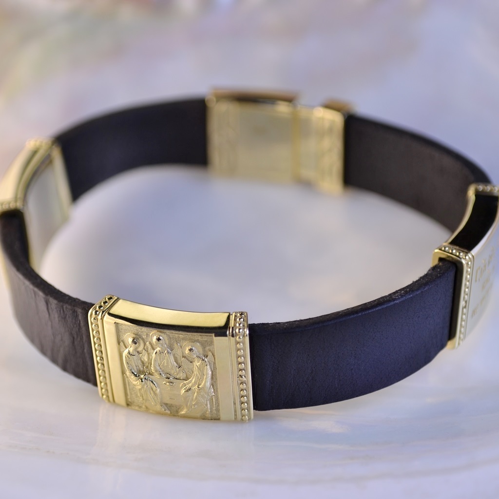 Мужской кожаный браслет с ликами святых, гравировкой и золотыми вставками (цена за грамм)