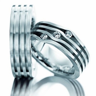 Обручальные кольца из белого золота на заказ с бриллиантами (Вес пары: 13 гр.)