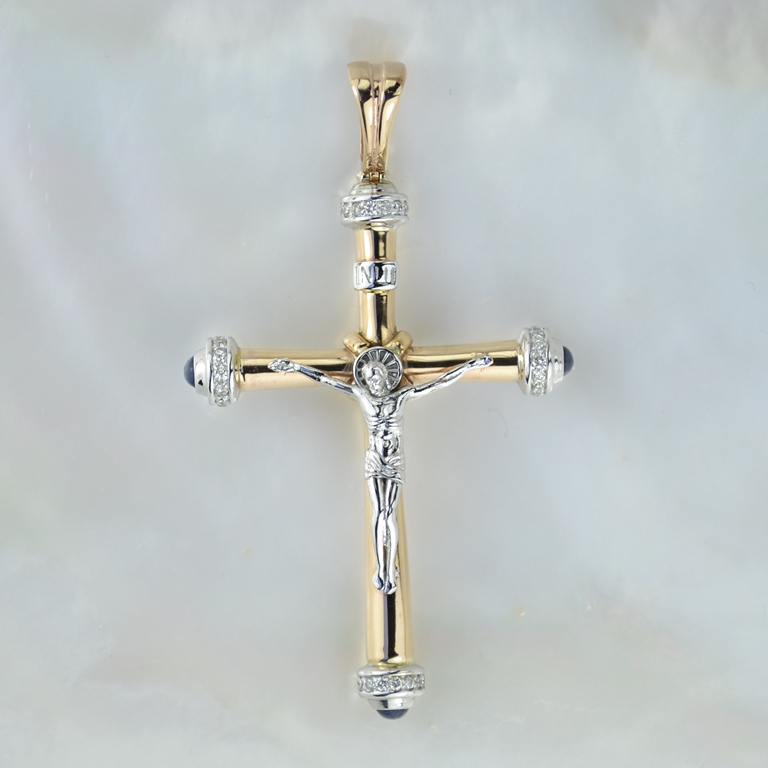 Большой крестик из красно-белого золота с бриллиантами и сапфирами кабошон (Вес: 12 гр.)