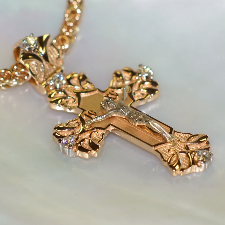 Крест с бриллиантами на заказ (Вес: 9 гр.)
