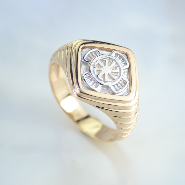 Славянское кольцо с коловратом 3305 из золота (Вес: 6,8 гр.)
