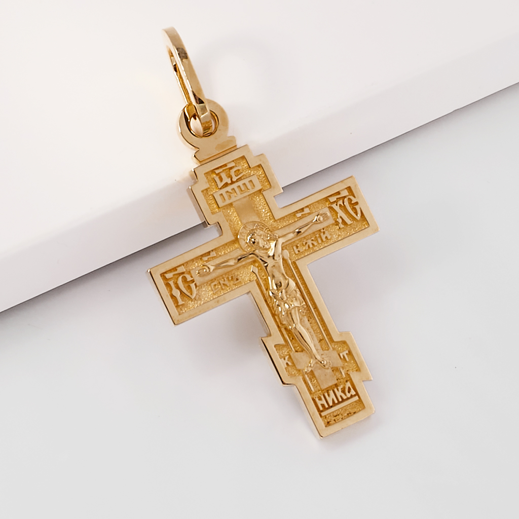 Крупный мужской золотой крестик с молитвой на обороте на цепочке из золотаКраб Луксор (58,5 гр.)