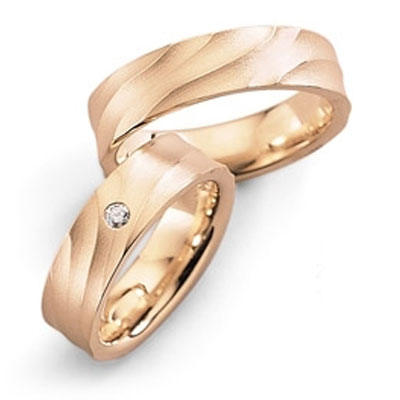Фактурные обручальные кольца из красного золота на заказ (Вес пары: 16 гр.)