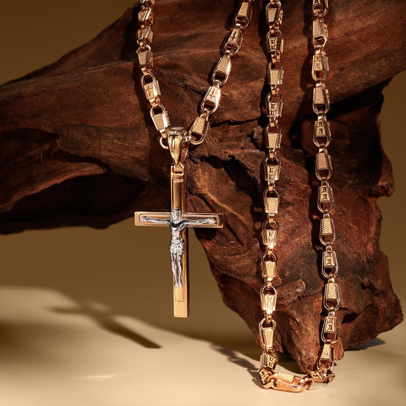 Мужской нательный золотой крестик на цепочке с инициалами