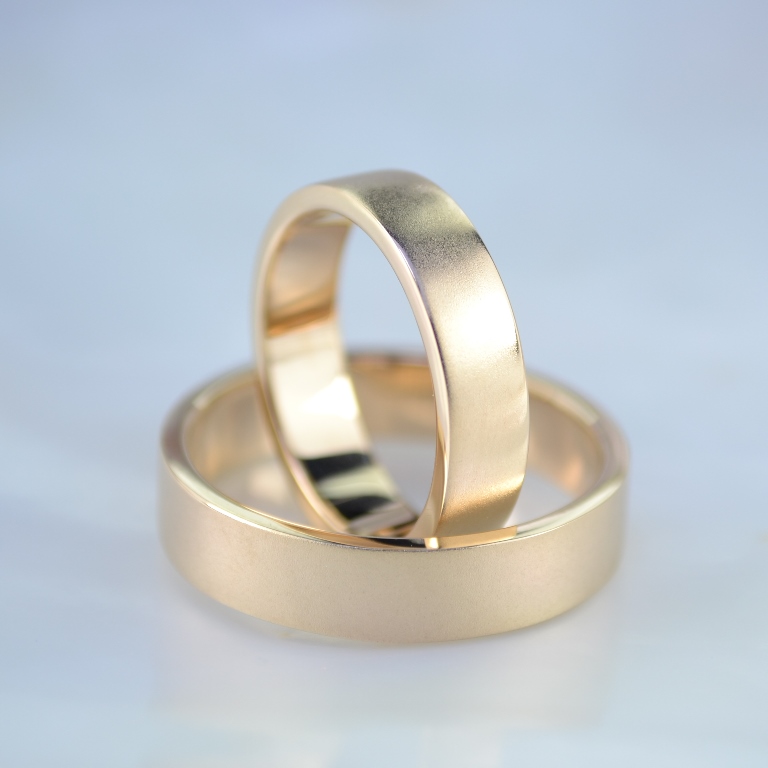 Плоские обручальные кольца классические с матовой поверхностью (Вес пары: 12 гр.)