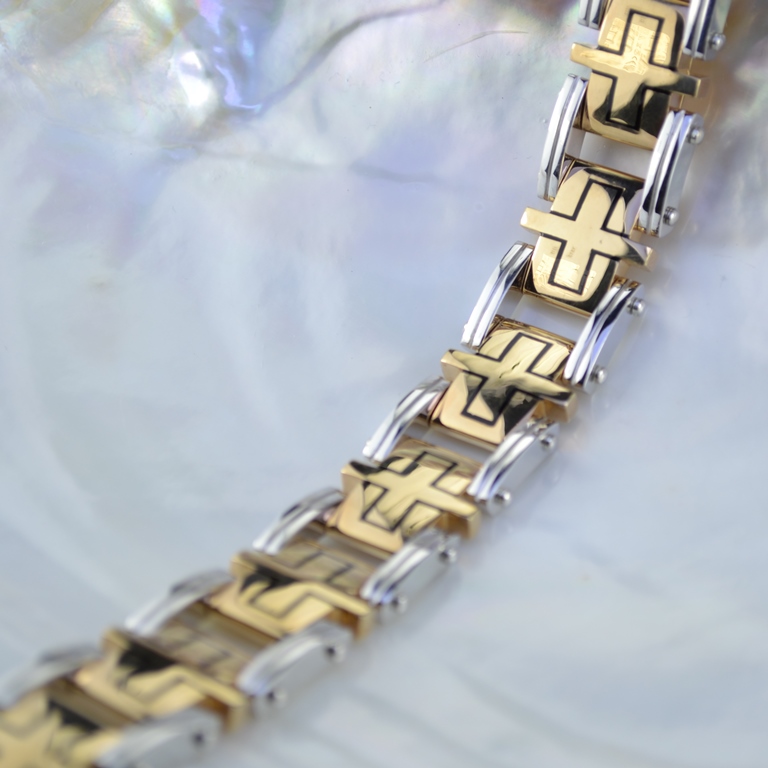 Широкий тяжёлый мужской браслет с крестами эксклюзивного плетения (цена за грамм)