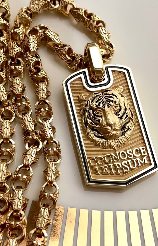 Мужской жетон подвеска Тигр из желтого золота
