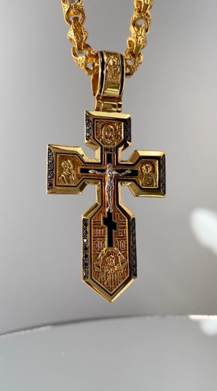Православный золотой нательный крест с черными бриллиантами