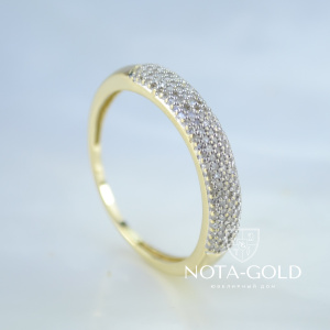 Женское кольцо из жёлтого золота с россыпью бриллиантов (Вес: 5 гр.)