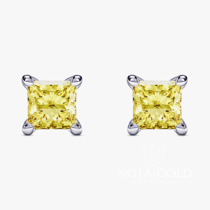 Женские серьги пусеты из белого золота с жёлтыми бриллиантами огранки Принцесса (Вес 1,8 гр.)