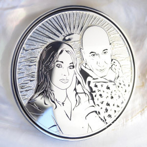Полновесная серебряная медаль с фотогравировкой пары в подарок на годовщину свадьбы - 25 лет (Вес 823 гр.)