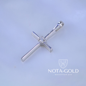 Маленький крестик из белого золота с бриллиантом спаси и сохрани (Вес: 0,7 гр.)