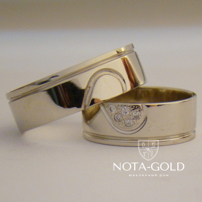Парные обручальные кольца половинки сердца из серебра с бриллиантами на заказ (Вес пары: 16 гр.)