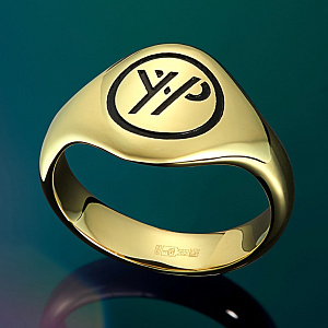 Кольцо печатка из жёлтого золота с обтекаемой площадкой и личным символом (Вес 12 гр.)