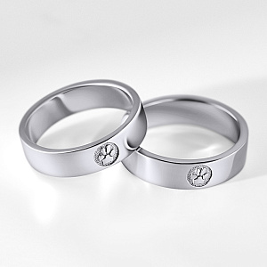 Обручальные кольца с гравировкой в виде отпечатка лапки (Вес пары 9,2 гр.)