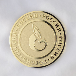 Именная юбилейная золотая медаль из жёлтого золота с логотипом компании (Вес: 14,5 гр.)