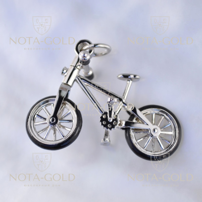 Золотая подвеска Велосипед из белого золота с эмалью (Вес: 9,5 гр.)