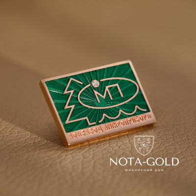 Корпоративные значки в виде логотипа из золота с бриллиантом и эмалью (Вес: 4 гр.)