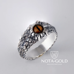 Перстень из платины с камнем Глаз Дракона (Вес 11,8 гр.)