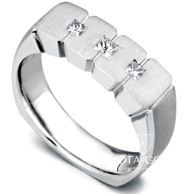 Мужское кольцо из белого золота с тремя бриллиантами принцесса (Вес: 14 гр.)