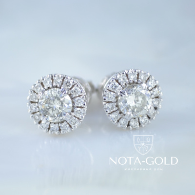 Серьги пусеты с бриллиантами из белого золота на винтовой закрутке (Вес: 5,5 гр.)