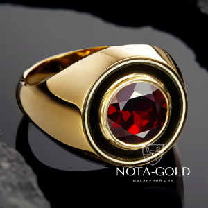 Мужское кольцо из желтого золота с круглым гранатом и черной эмалью (Вес 15 гр.)