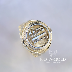 Именной перстень из жёлто-белого золота с инициалами, гравировкой и отпечатком пальца (Вес: 30 гр.)