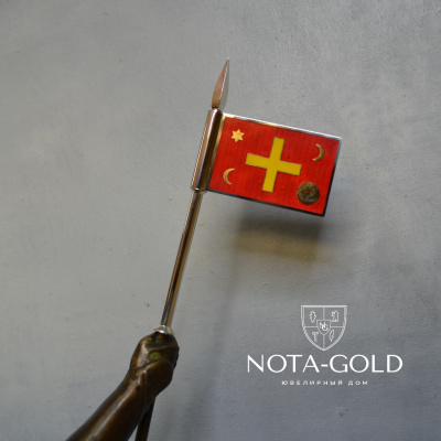 Серебряный флаг с эмалью, изображением Архангела Михаила, крестом и символами для статуи из бронзы (Вес 151,5 гр.)