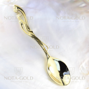 Подарочная золотая ложка из жёлтого золота с узором на заказ (Вес: 31 гр.)