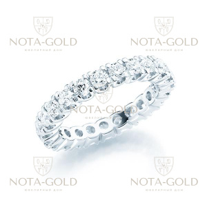 Женское кольцо с 23 бриллиантами по всей окружности из белого золота 0,69 карат (Вес: 3 гр.)