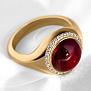 Кольцо из желтого золота с крупным гладким рубином и бриллиантами (Вес 11 гр.)