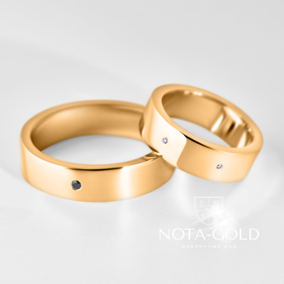 Обручальные кольца из желтого золота с бриллиантами (Вес пары 19 гр.)