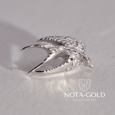 Нагрудный значок ласточка из белого золота на лацкан пиджака (Вес: 4,3 гр.)