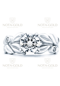 Помолвочное кольцо с тремя бриллиантами 0,54 карат (Вес: 5 гр.)