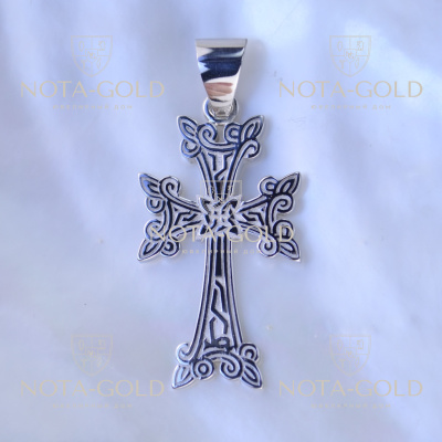 Армянский золотой крест с личной гравировкой на обороте (Вес: 10,5 гр.)