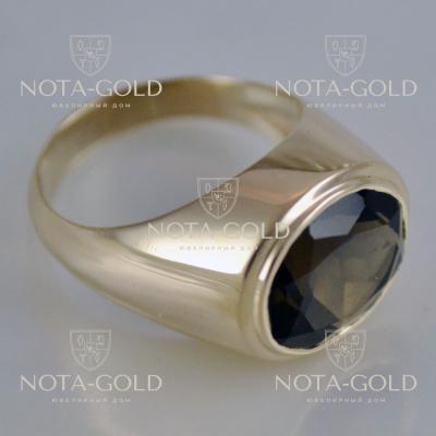 Глянцевый золотой перстень на заказ с крупным овальным раухтопазом (Вес: 5 гр.)