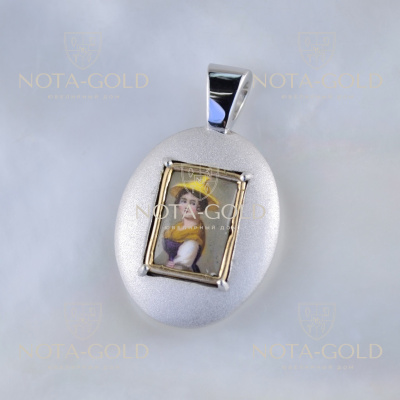 Золотая матовая подвеска из белого золота с женским портретом на заказ (Вес: 10,5 гр.)