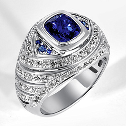 Кольцо из белого золота с крупным сапфиром и бриллиантами (Вес 9,7 гр.)