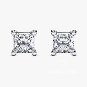 Женские серьги пусеты из белого золота с бриллиантами огранки Принцесса (Вес 1,8 гр.)