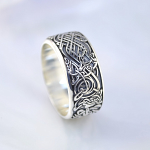 Эксклюзивное широкое кольцо из белого золота с чернением и узором (Вес: 13 гр.)