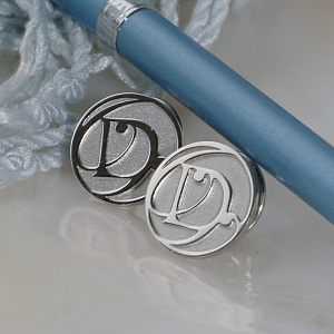 Значки из серебра на заказ в виде корпоративного логотипа Компании