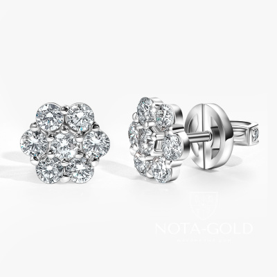 Золотые серьги-пусеты из белого золота с крупными бриллиантами (Вес: 3,5 гр.)