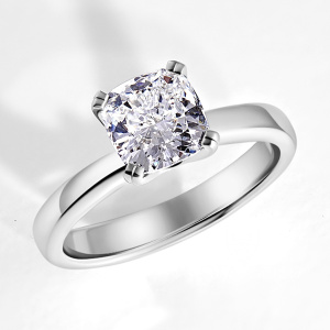 Помолвочное кольцо из белого золота с крупным бриллиантом огранки Кушон (Вес 5,7 гр.)