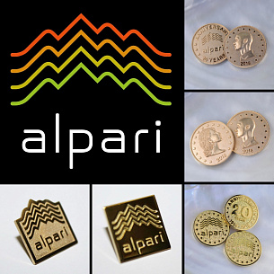 Монеты и значки для Alpari