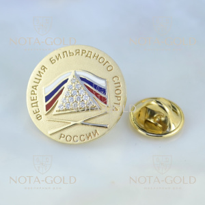 Значок из жёлтого золота 585 пробы с бриллиантами и эмалью для Федерации бильярдного спорта России (вес 7,5 гр.)