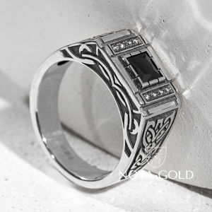 Мужское кольцо печатка с орнаментом из платины (Вес: 21,8 гр.)